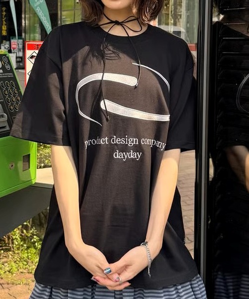 DAYDAY（デイデイ）の「スピンロゴ S/S Ｔシャツ（Tシャツ/カットソー・レディース・ブラック/ホワイト・XL/L/M）」の9枚目の写真