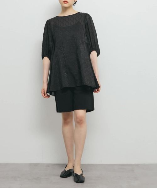 KBF(ケイビーエフ)の「パネルラインシアーブラウス(シャツ/ブラウス・レディース・ブラック/ブルー/アイボリー・ONE)」の2枚目の写真