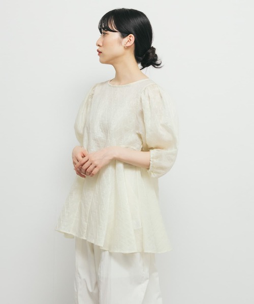 KBF(ケイビーエフ)の「パネルラインシアーブラウス(シャツ/ブラウス・レディース・ブラック/ブルー/アイボリー・ONE)」の5枚目の写真