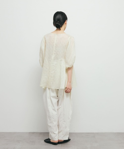 KBF(ケイビーエフ)の「パネルラインシアーブラウス(シャツ/ブラウス・レディース・ブラック/ブルー/アイボリー・ONE)」の9枚目の写真