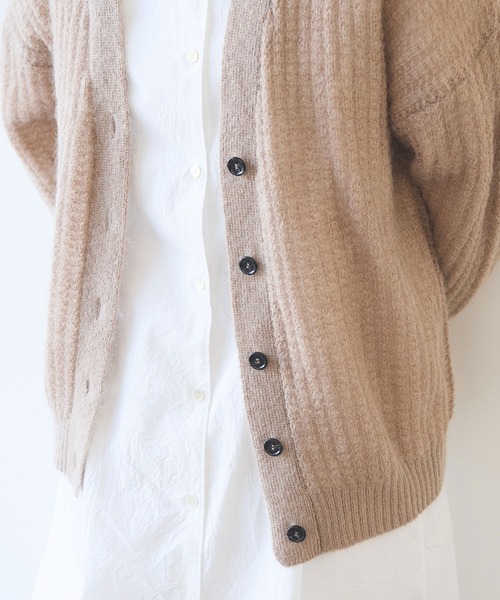 yuni（ユニ　）の「ウール/mohair/ナイロン カーディガン（カーディガン/ボレロ・レディース・ベージュ/ピンク・FREE）」の9枚目の写真