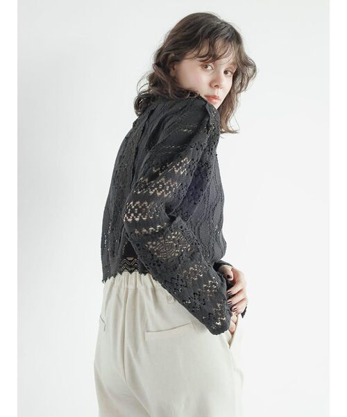 FIKA.(フィーカ)の「Cotton lace bolero(その他トップス・レディース・ブラック/ホワイト・MEDIUM)」の6枚目の写真