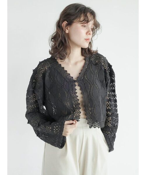 FIKA.(フィーカ)の「Cotton lace bolero(その他トップス・レディース・ブラック/ホワイト・MEDIUM)」の2枚目の写真