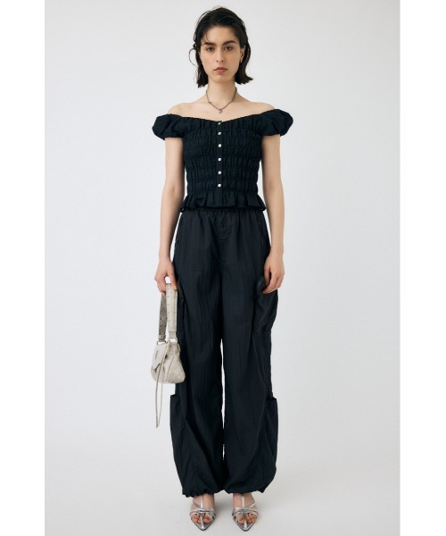 MOUSSY(マウジー)の「OPEN NECK GATHER ブラウス(シャツ/ブラウス・レディース・ホワイト/グリーン系その他2/ブラック・FREE)」の7枚目の写真