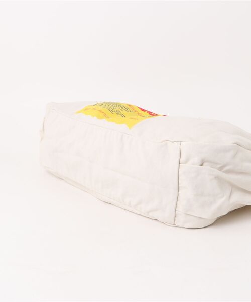 The Beatles（ザビートルズ）の「The Beatles / ビートルズ プリント ショルダーバッグ コットンキャンバス チケットモチーフ / American Tour 1964（ショルダーバッグ・メンズ・ブルー/アイボリー/アイボリー系/ベージュ・FREE）」の6枚目の写真