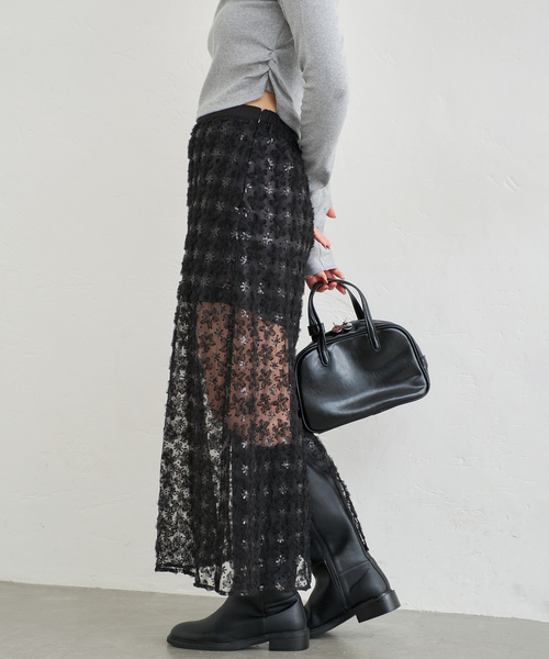 U by SPICK&SPAN(ユーバイスピックアンドスパン)の「フラワーチュールシアースカート(スカート・レディース・ホワイト/ブラック・FREE)」の16枚目の写真