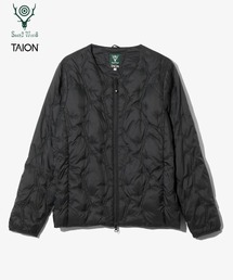 【TAION(タイオン)×South2 West8(サウスツーウエストエイト) 】〈ユニセックス〉クルーネック ジップダウンジャケット