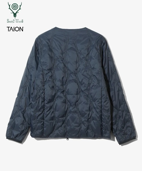 TAION（タイオン）の「【TAION(タイオン)×South2 West8(サウスツーウエストエイト) 】〈ユニセックス〉クルーネック ジップダウンジャケット（ダウンジャケット/コート・メンズ・ブラック/ライトグレー/ダークネイビー・L/M/S/XS）」の10枚目の写真