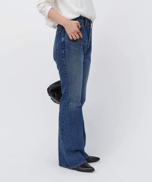 LIVETART（リヴェタート）の「フレアジーンズ（デニムパンツ・レディース・ブルー・1/0）」の10枚目の写真