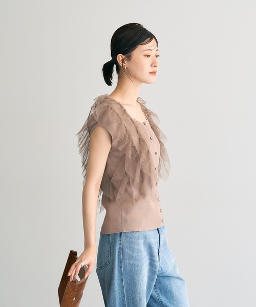 YECCA VECCA（イェッカヴェッカ）の「チュールラッフルノースリーブカーディガン（カーディガン/ボレロ・レディース・ブラック/ブラウン/ベージュ・FREE）」の7枚目の写真