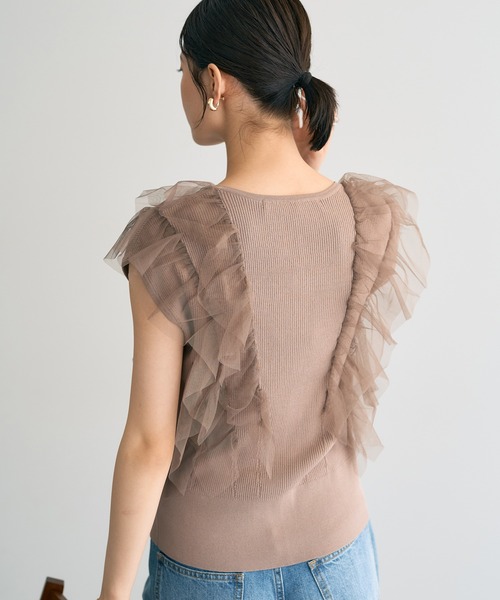 YECCA VECCA（イェッカヴェッカ）の「チュールラッフルノースリーブカーディガン（カーディガン/ボレロ・レディース・ブラック/ブラウン/ベージュ・FREE）」の11枚目の写真