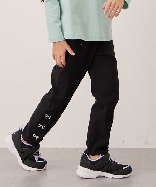 ANY（エニィ）の「7days ガーリーパンツ（その他パンツ・キッズ・ライラック系/ベージュ系/ネイビー系7/ブラック系・110/100/130/120）」の2枚目の写真