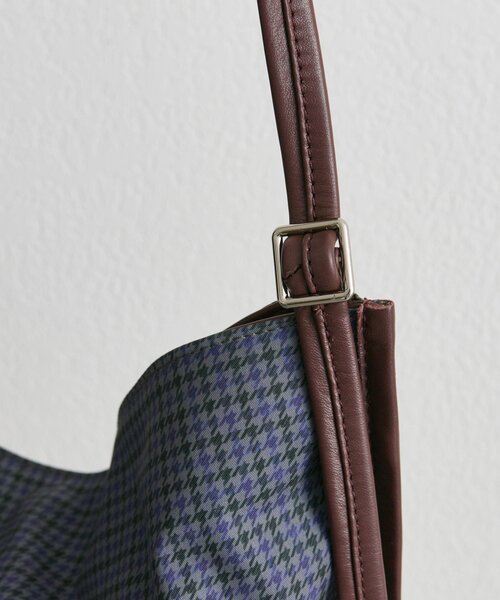 ear PAPILLONNER(イアパピヨネ)の「sampo×earコラボ 2フェイスショルダーバッグ(ショルダーバッグ・レディース・その他・FREE)」の9枚目の写真