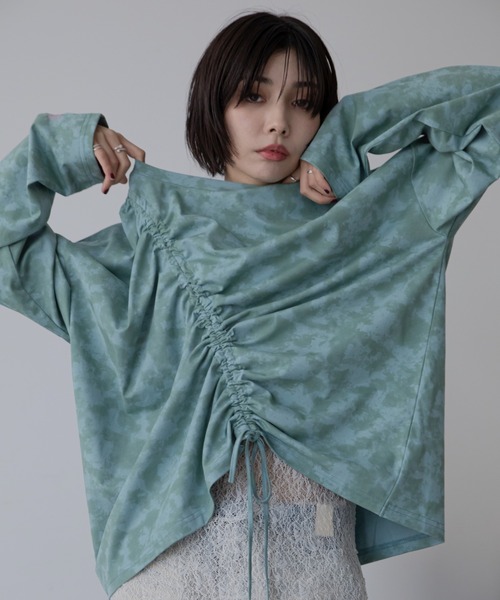 VACANCY(ヴァカンシー)の「タイダイ柄ドロストロングオーバートップス(Tシャツ/カットソー・レディース・グリーン/ホワイト/チャコールグレー・FREE)」の3枚目の写真