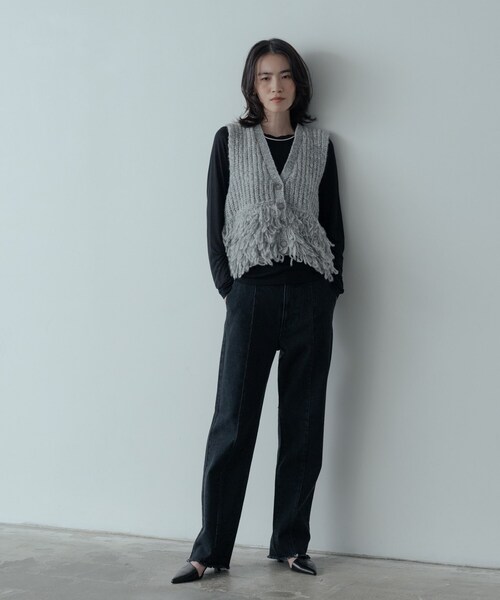 GALLEST（ギャレスト）の「Vネックループニットベスト（ベスト・レディース・ブラック/ライトグレー系8・38）」の3枚目の写真