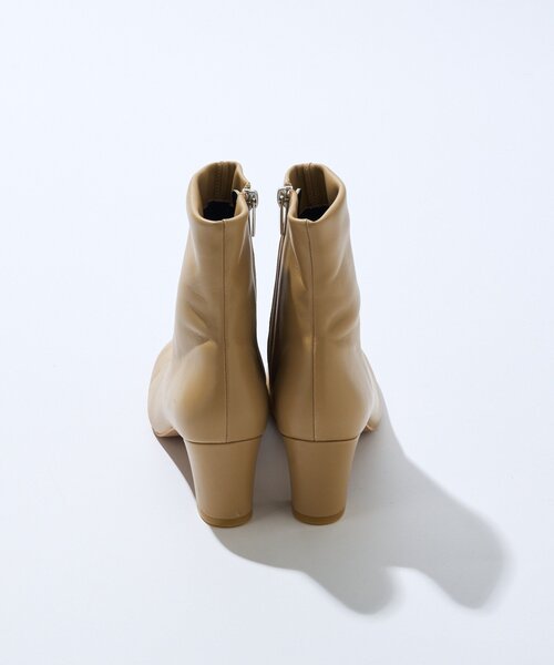 RIVE DROITE（リヴドロワ）の「【安定感◎】ラウンドトゥショートブーツ（ブーツ・レディース・ベージュ/ブラック・38/37/36）」の17枚目の写真