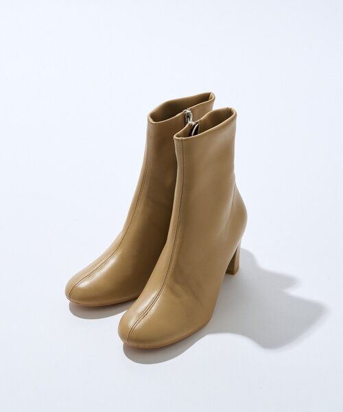 RIVE DROITE（リヴドロワ）の「【安定感◎】ラウンドトゥショートブーツ（ブーツ・レディース・ベージュ/ブラック・38/37/36）」の21枚目の写真