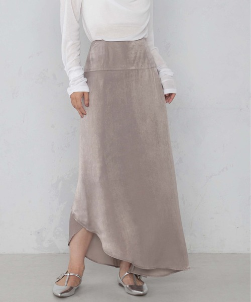 新品未使用・24年モデル✨TO BE CHIC ラインカメリアプリントスカート