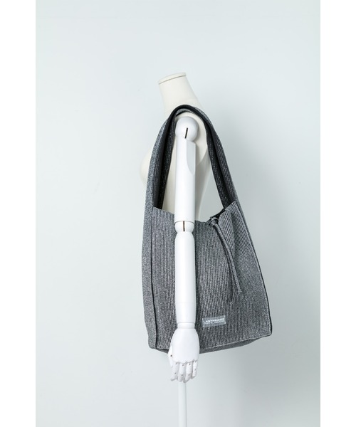 LASTFRAME（ラストフレーム）の「KYOTO METALLIC REVERSIBLE TASUKI TOTE LARGE（ショルダーバッグ・レディース・グレー系その他/シルバー系その他・LARGE）」の9枚目の写真