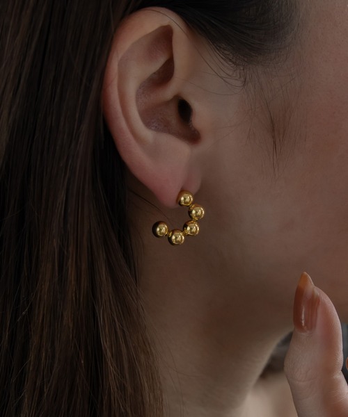 abaskdesign(アバスクデザイン)の「金属アレルギー対応ミニボールスタッドピアス(ピアス(両耳用)・レディース・シルバー/ゴールド・FREE)」の5枚目の写真