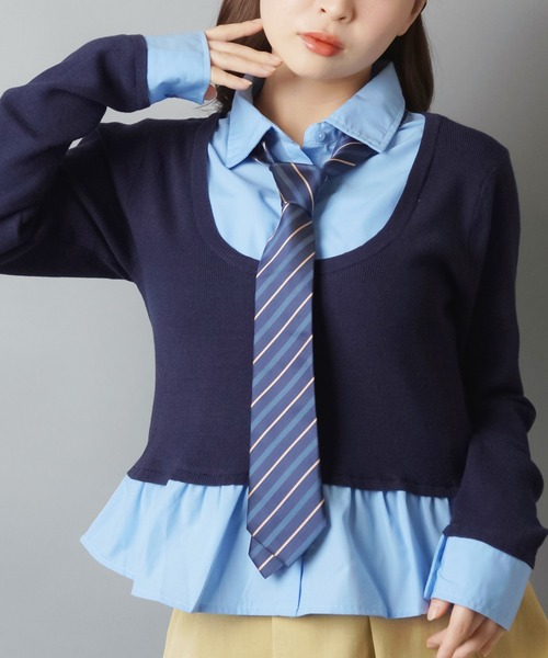 SPINNS（スピンズ）の「配色が可愛い★シャツ風ワンホン系ドッキングニット（ニット/セーター・レディース・ネイビー/アイボリー/ワイン/グレー・ONESIZE）」の3枚目の写真