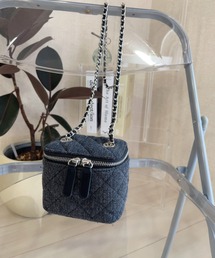 Feliz（フェリス）の「デニムキルティングミニバニティバッグ（ショルダーバッグ）」