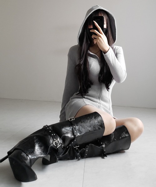 me+em select(ミームセレクト)の「ヴィンテージレザーベルテッドロングカバーブーツ /vintage leather belted long cover boots(ブーツ・レディース・ブラック・40/38/39/37)」の16枚目の写真