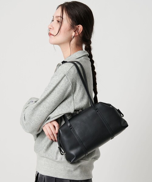 BEAUTY&YOUTH UNITED ARROWS（ビューティーアンドユースユナイテッドアローズ）の「レザーライク ジップ スクエア ボストンバッグ（ボストンバッグ・レディース・ワイン/ブラック・FREE）」の8枚目の写真