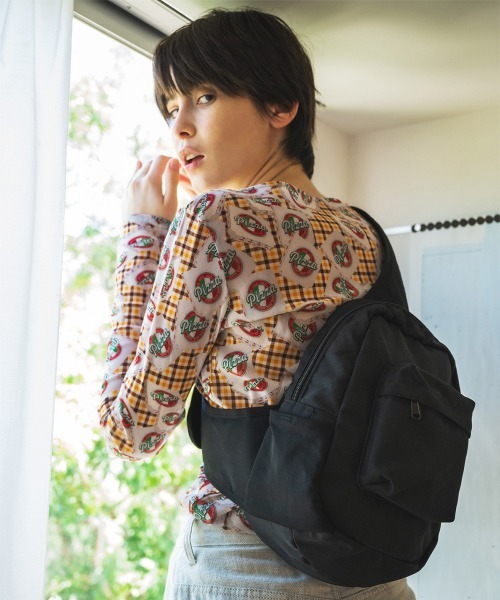 soduk（スドーク）の「strap body bag / ストラップボディバッグ（ショルダーバッグ・レディース・ブラック・ONE SIZE）」の2枚目の写真