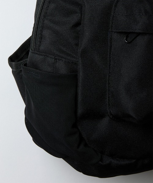 soduk（スドーク）の「strap body bag / ストラップボディバッグ（ショルダーバッグ・レディース・ブラック・ONE SIZE）」の6枚目の写真