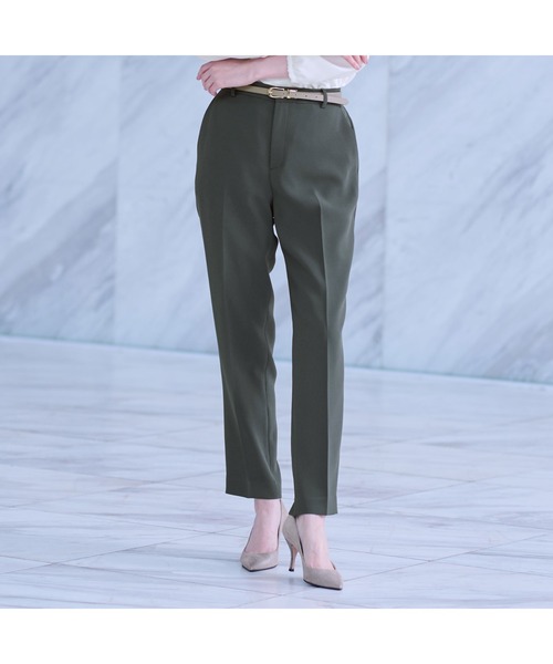 AOYAMA（アオヤマ）の「センタープレスでスタイリッシュに！バックサテンテーパードパンツ（スーツパンツ・レディース・モカ/チャコールグレー・11号/9号/13号/5号/17号/7号/15号）」の18枚目の写真