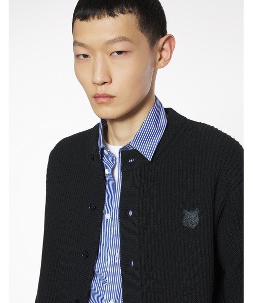 Maison Kitsune（メゾンキツネ）の「FOX HEAD WOOL RIBBED CARDIGAN（カーディガン/ボレロ・メンズ・ホワイト/ブラック・S/M/L/XS/XL）」の2枚目の写真