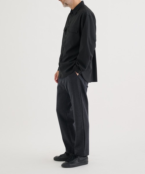 WHITE MOUNTAINEERING（ホワイトマウンテニアリング）の「【White Mountaineering / ホワイトマウンテニアリング】MID GUSSET SLEEVE STRETCH SHIRT（シャツ/ブラウス・メンズ・ブラック/グレー・0/1/2）」の5枚目の写真