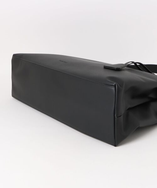 Knuth Marf（クヌースマーフ）の「Knuth Marf belted leather bigbag（ハンドバッグ・レディース・ブラック・FREE）」の3枚目の写真