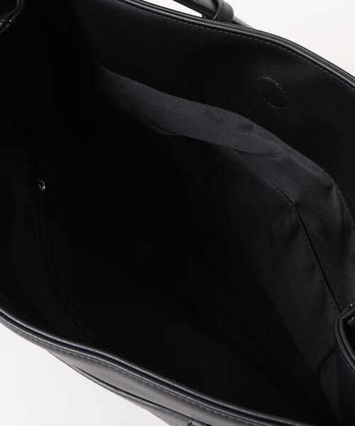 Knuth Marf（クヌースマーフ）の「Knuth Marf belted leather bigbag（ハンドバッグ・レディース・ブラック・FREE）」の4枚目の写真