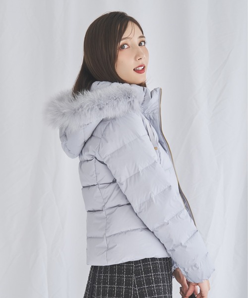 ファー付きグレーショートダウンジャケット フォックスファー付ショートダウン（ダウンジャケット/コート