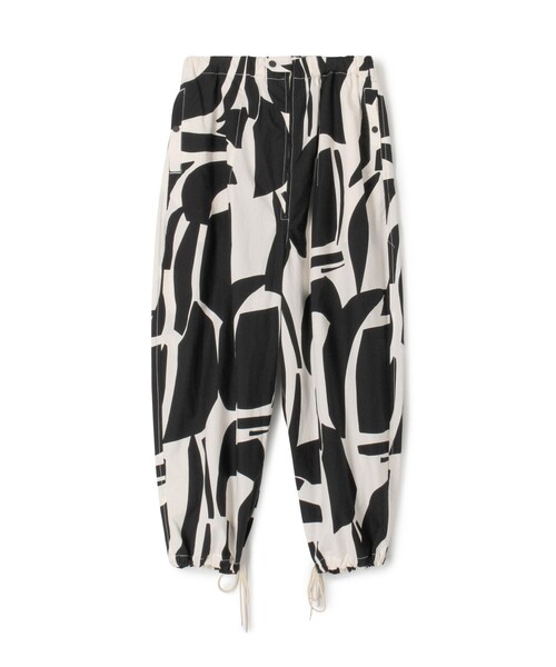 HAVERSACK(ハバーザック)の「HAVERSACK ATTIRE コットン総柄イージーパンツ(その他パンツ・メンズ・ブラック系その他・M)」の1枚目の写真