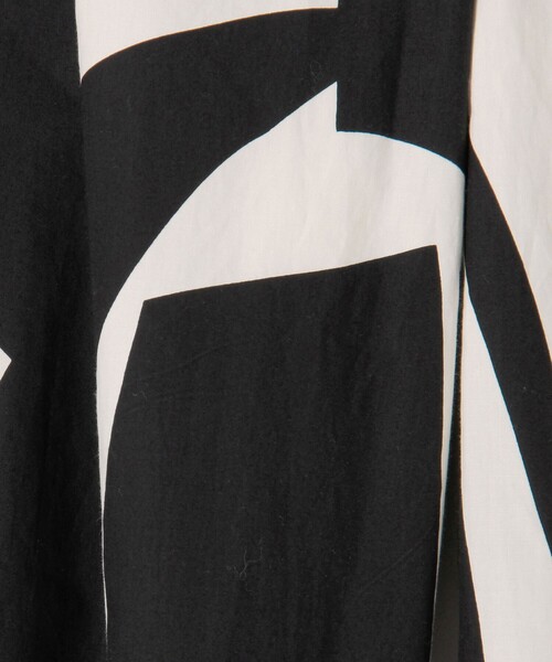 HAVERSACK(ハバーザック)の「HAVERSACK ATTIRE コットン総柄イージーパンツ(その他パンツ・メンズ・ブラック系その他・M)」の10枚目の写真