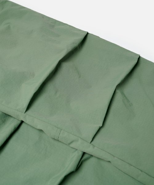 FRIZMWORKS(フリズムワークス)の「NYLON RIPSTOP PARACHUTE PANTS _ SAGE GREEN(スウェットパンツ・レディース・その他・MEDIUM/LARGE/X-LARGE)」の6枚目の写真