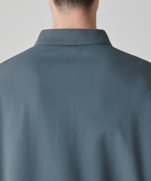 MUSINSA STANDARD（ムシンサスタンダード）の「[クールタンダード] リラックスフィットピケポロシャツ [ピーコックブルー]（ポロシャツ・メンズ・その他・SMALL/MEDIUM/LARGE/X-LARGE/XX-LARGE）」の4枚目の写真