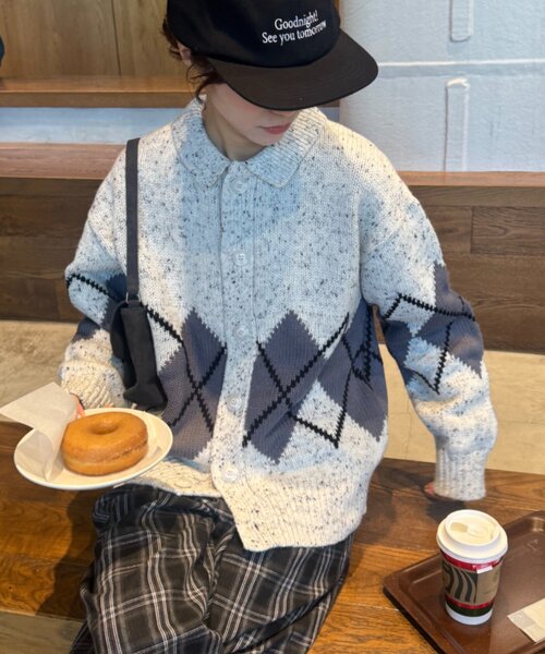 CIAOPANIC TYPY(チャオパニックティピー)の「【UNISEX】アーガイル襟ネップニットカーディガン(カーディガン/ボレロ・レディース・ネイビー/ライトグレー/チャコールグレー・MEDIUM/LARGE)」の12枚目の写真