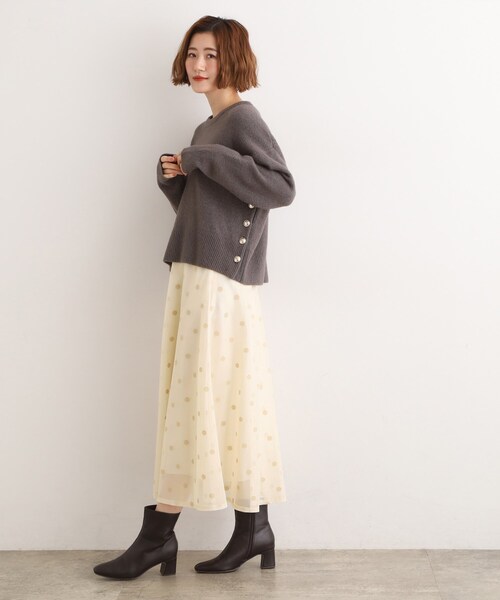 grove（グローブ）の「甘さを抑えて、品よく華やぐ　メッシュフロッキードットスカート（スカート・レディース・ブラック系/ブラウン系その他2/ホワイト系3・02/03/01/04/05）」の21枚目の写真