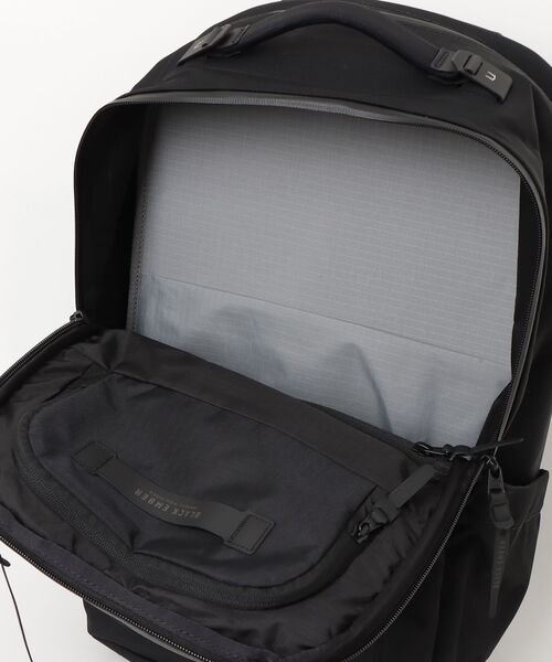 BLACK EMBER（ブラックエンバー）の「Black Ember CITADEL H2 EmberTex PFAS FREE 25L ブラックエンバー リュックサック バックパック（バックパック/リュック・メンズ・ブラック・FREE）」の19枚目の写真