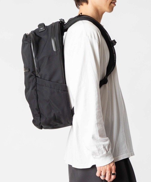 BLACK EMBER（ブラックエンバー）の「Black Ember CITADEL H2 EmberTex PFAS FREE 25L ブラックエンバー リュックサック バックパック（バックパック/リュック・メンズ・ブラック・FREE）」の4枚目の写真