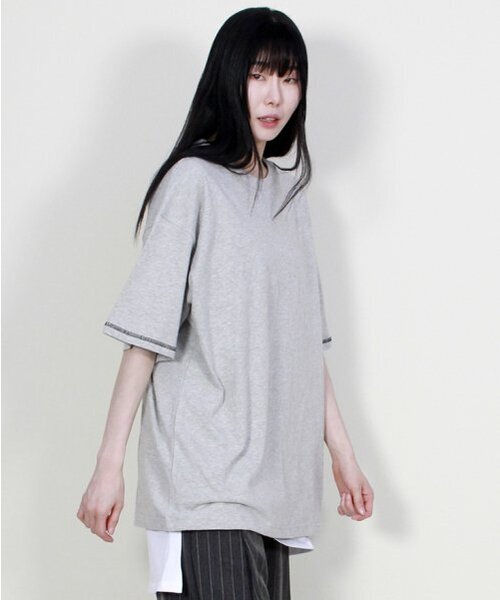 DEMARC(ドゥマーク)の「ボックスフィット半袖ステッチスリーブTシャツグレー(Tシャツ/カットソー・レディース・その他・LARGE/MEDIUM)」の2枚目の写真