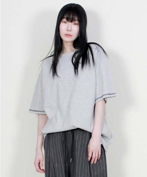 DEMARC(ドゥマーク)の「ボックスフィット半袖ステッチスリーブTシャツグレー(Tシャツ/カットソー・レディース・その他・LARGE/MEDIUM)」の7枚目の写真