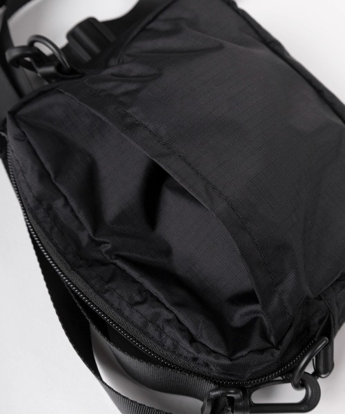 THRASHER（スラッシャー）の「【79】【THRASHER/スラッシャー】ブランドロゴ ミニショルダーバック（ショルダーバッグ・メンズ・ブラック/ブラック系その他/ダークグリーン・FREE）」の4枚目の写真