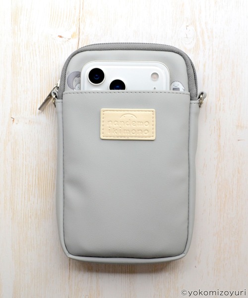 M-factory（エムファクトリー）の「ポーチ キャラクター スマホストラップ なんでもいきもの「スマホポーチ」 なんもの スマホ用ポーチ（スマホグッズ・レディース・グレー/イエロー・ONE SIZE）」の12枚目の写真