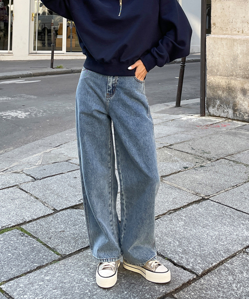 BBAEBBAE(ペッペ)の「ビッグサイズハイウエストセミワイドジーンズ(デニムパンツ・レディース・ブルー・SMALL/MEDIUM/LARGE/X-LARGE/2XL)」の2枚目の写真