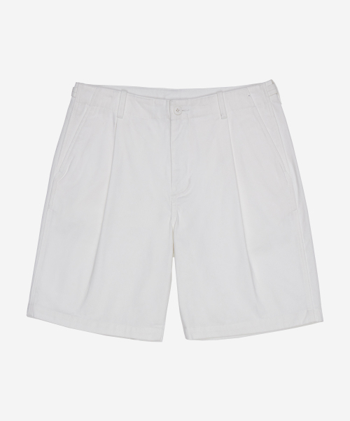 FIELDERS(フィールダーズ)の「BASIC STANDARD FIT ONE-TUCK SHORTS WHITE(その他パンツ・メンズ・その他・MEDIUM/LARGE)」の2枚目の写真